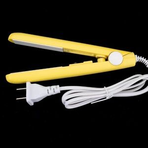 Mini Travel Hair Straightener